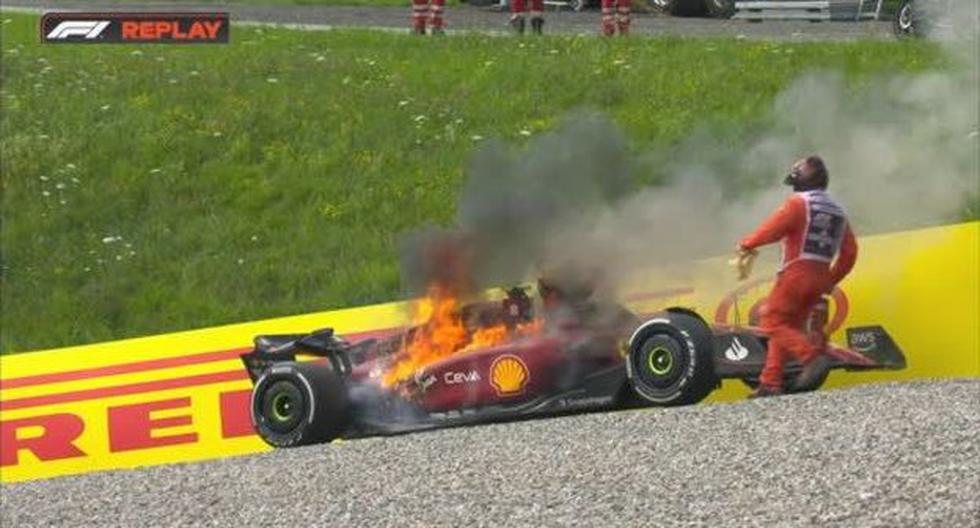 Tensión en la pista: el Ferrari de Carlos Sainz en llamas por un problema con el motor 