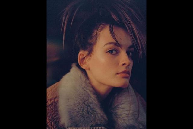 Emma Mackey La Doble De Margot Robbie Que Deslumbra En Sex Education Fotos Tvmas El