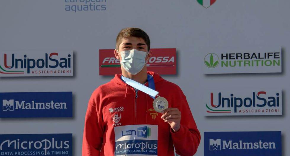 FINA: Diogo Matos Ribeiro consiguió un nuevo récord en la final de 50 metros mariposa