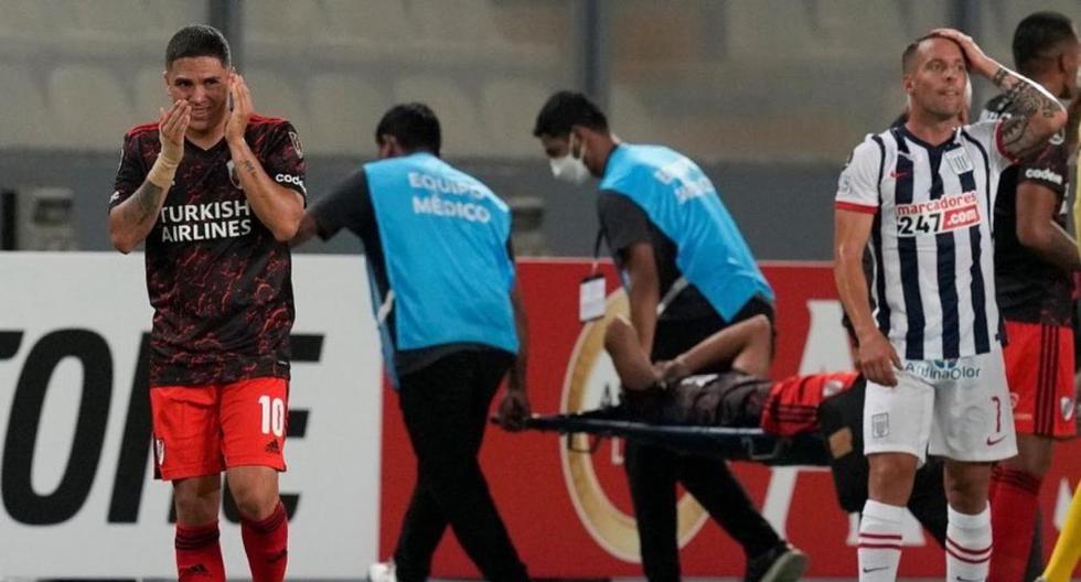 Marcelo Gallardo confirmó la lesión de Robert Rojas: “Tiene fractura de tibia y peroné”