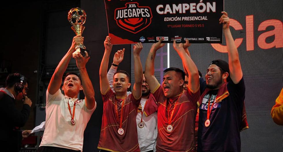 ¡El nuevo campeón! Universitario Gaming se coronó en eFootball en el JuegaPES XIII