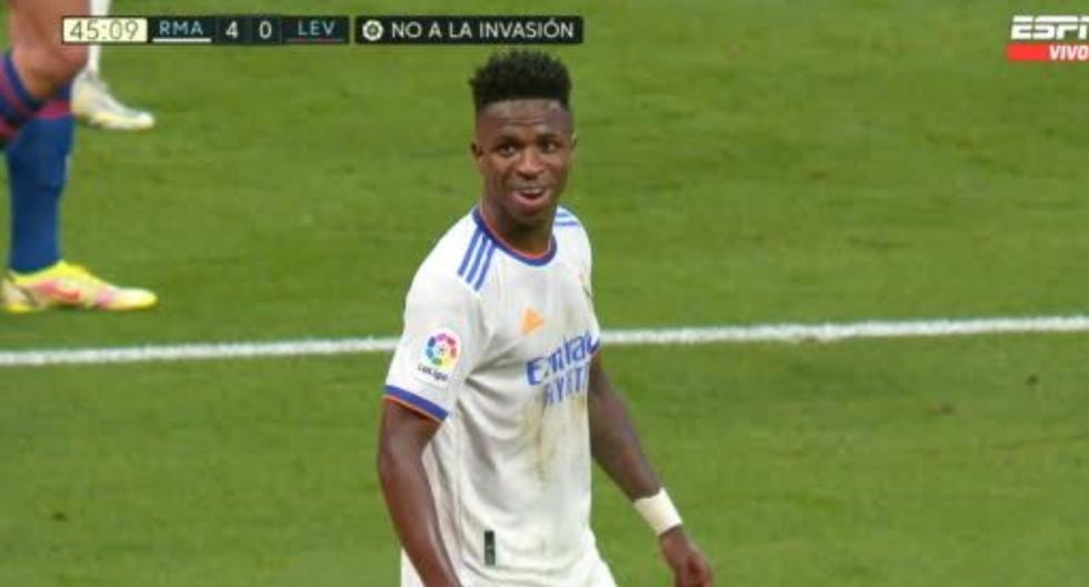 El disparo de lujo de Vinicius Junior para el 4-0 del Real Madrid vs. Levante 