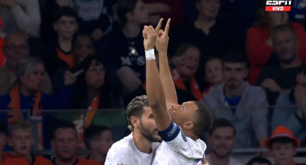 Kylian Mbappé scores a goal and emotional celebration: That's how France's 1-0 win over the Netherlands went.