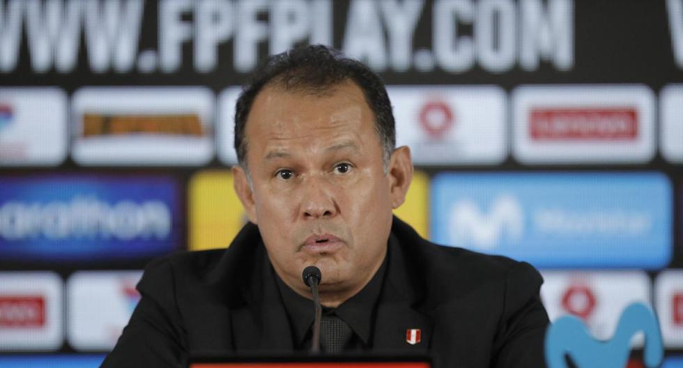 Juan Reynoso descartó llamar a futbolistas con raíces peruanas en su primera lista: “Sería suicida”