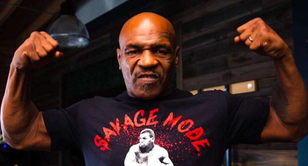 What did Mike Tyson hide in the locker room before his fights?