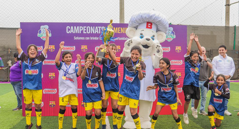 Niñas de la academia River Sacachispas de Comas, campeonan en el fulbolito Bimbo 2024. Campeona conocerá estadio del Barcelona