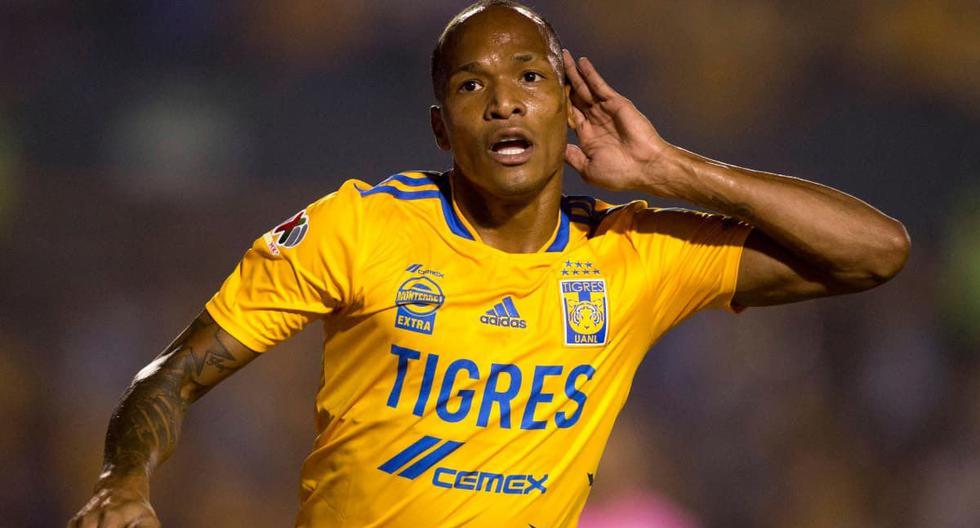 Quiñones' Zapatazo: the goal for Tigres' 2-0 lead against Santos in Liga MX.