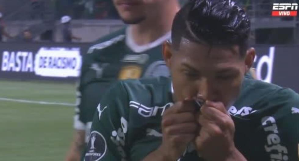 Untranslatable: Rony with two goals, Breno Lopes and Gustavo Gómez scored Palmeiras' 5-0 against Cerro.