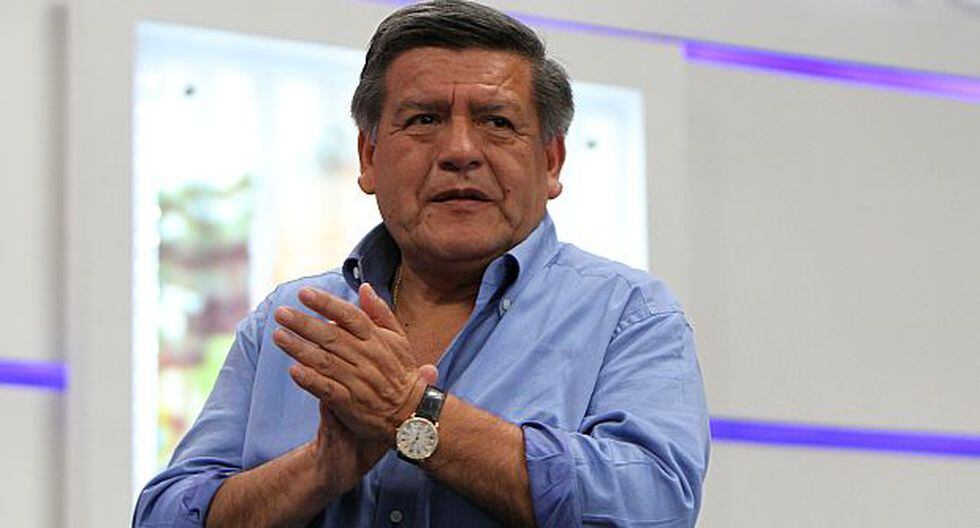 Elecciones César Acuña reacciones en redes sociales por plagios en