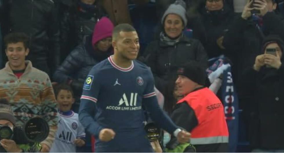 Tras una jugada colectiva: Kylian Mbappé apareció para marcar el 2-0 del PSG vs. Lorient 