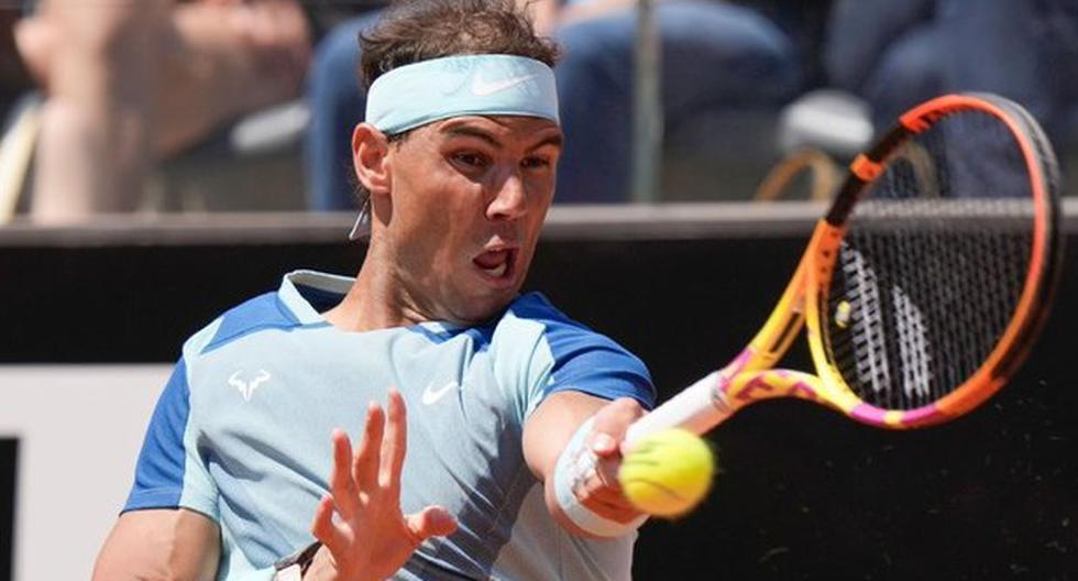 Rafael Nadal defeated John Isner and advanced to the round of 16 at the ATP Masters 1000 in Rome.