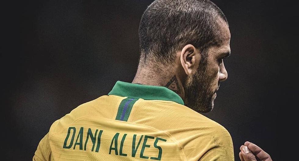 Tite defiende la convocatoria de Dani Alves al Mundial: “El criterio fue igual para todos”