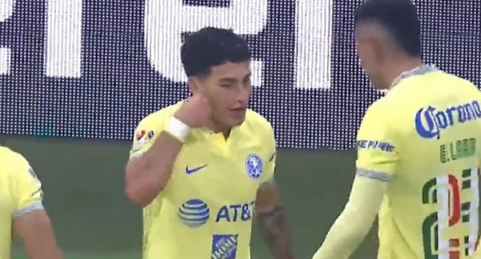 Alejandro Zendejas scored the 2-0 for América against Chivas in the Mexican classic.
