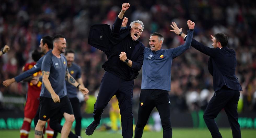 Roma llegó a la gloria con Mourinho: así festejaron el título de la Conference League 