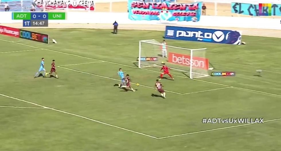 Gol de Jordan Guivin para Universitario: anotó el 1-0 sobre ADT 