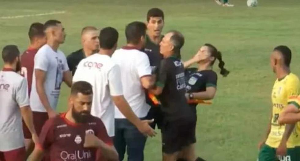 Terrible suceso en Brasil: entrenador agredió a árbitra y fue despedido 