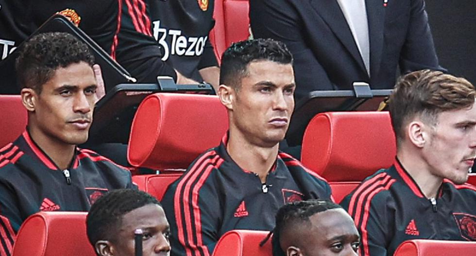 Cristiano Ronaldo, incómodo: así reaccionó en el banquillo durante el United vs. Brighton 