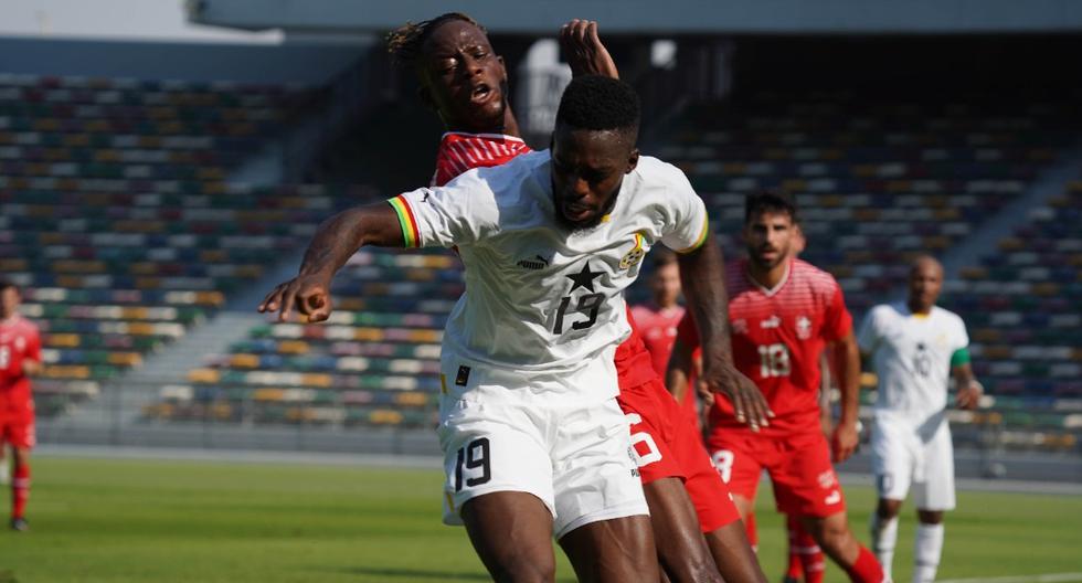 Ghana ya tiene sus camisetas: recibió las prendas y jugó un amistoso previo al Mundial