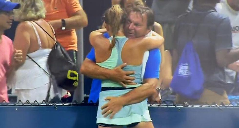 Por qué la tenista checa, Sara Bejlek besó a su padre durante partido: esto dijo la embajada de su país