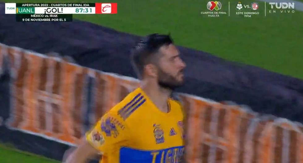 Close to the end: Gignac scored from the penalty spot the 1-0 for Tigres vs Pachuca.