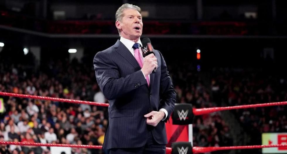 Vince McMahon anunció su retiro como presidente y director ejecutivo de WWE