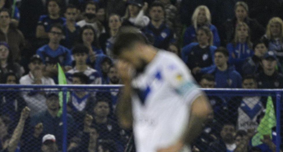 Vélez separa a cuatro jugadores denunciados por abuso sexual