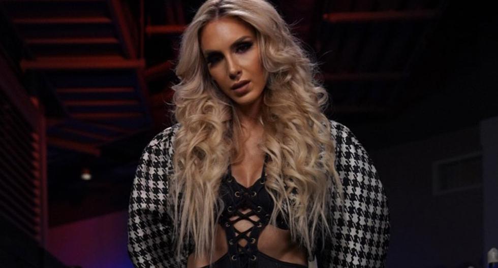 Charlotte Flair suffered a fracture during her fight against Ronda Rousey.