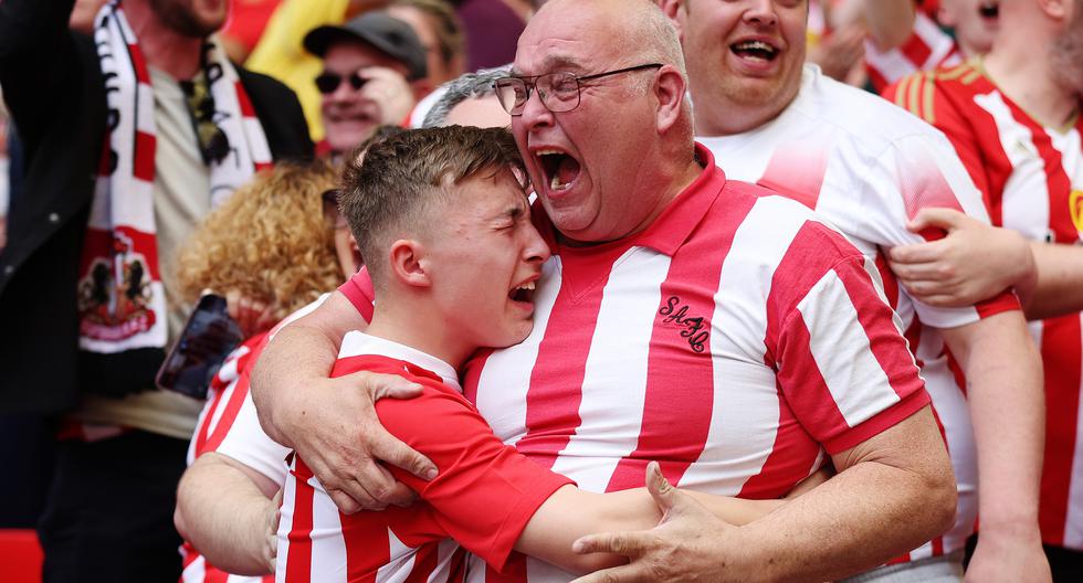 La emoción de los hinchas de Sunderland por el ascenso del club a Championship 