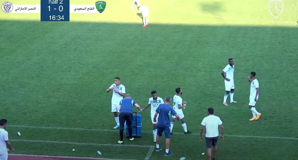 Alex Valera empezó a jugar: disputó amistoso con Al-Fateh en pretemporada