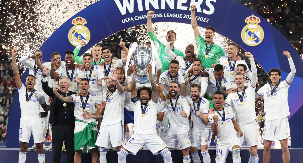 Marcelo, el capitán: así celebró el Real Madrid con el trofeo de la Champions League 