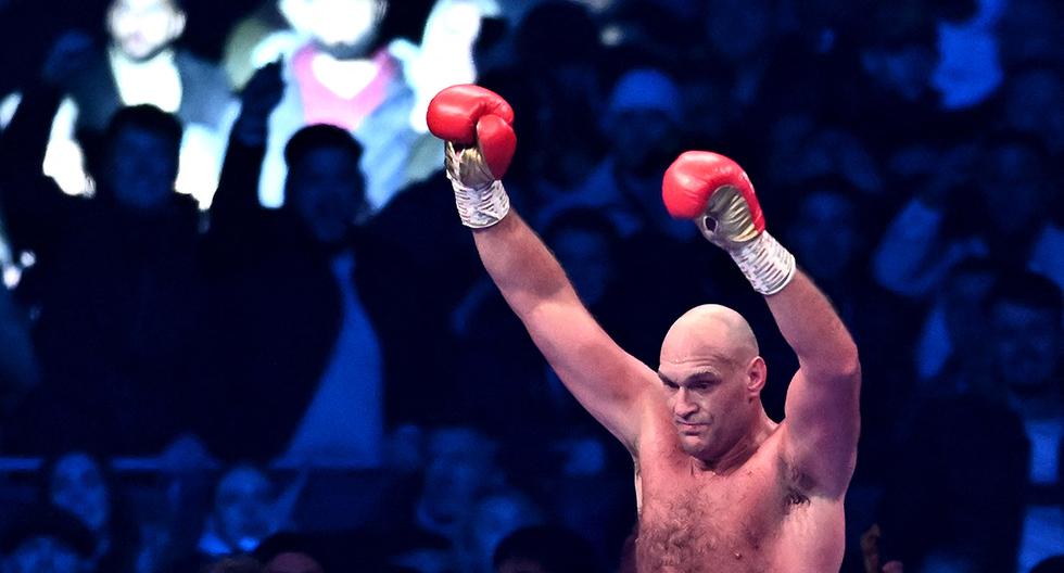 Tyson Fury vence a Derek Chisora y mantiene el título mundial de peso pesado WBC