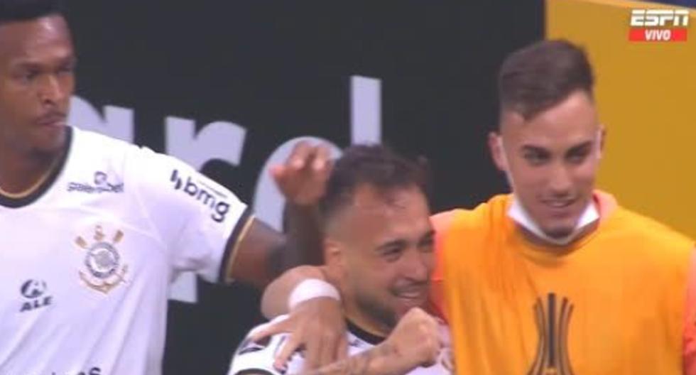 Maycon scored the 1-0 for Corinthians against Boca Juniors in the Copa Libertadores.
