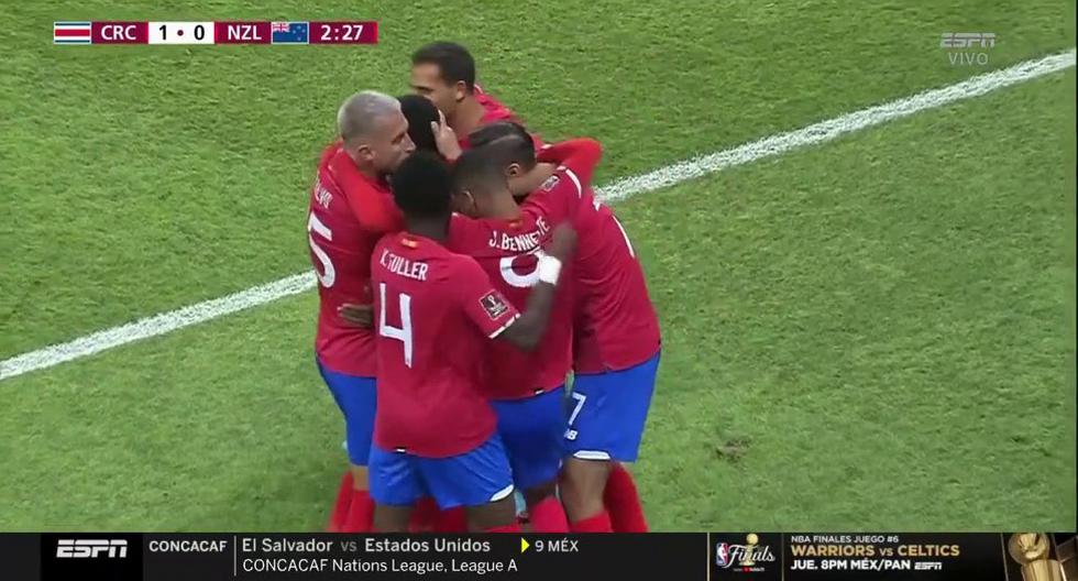 Gol de Costa Rica a los dos minutos: Campbell anotó el 1-0 ante Nueva Zelanda 