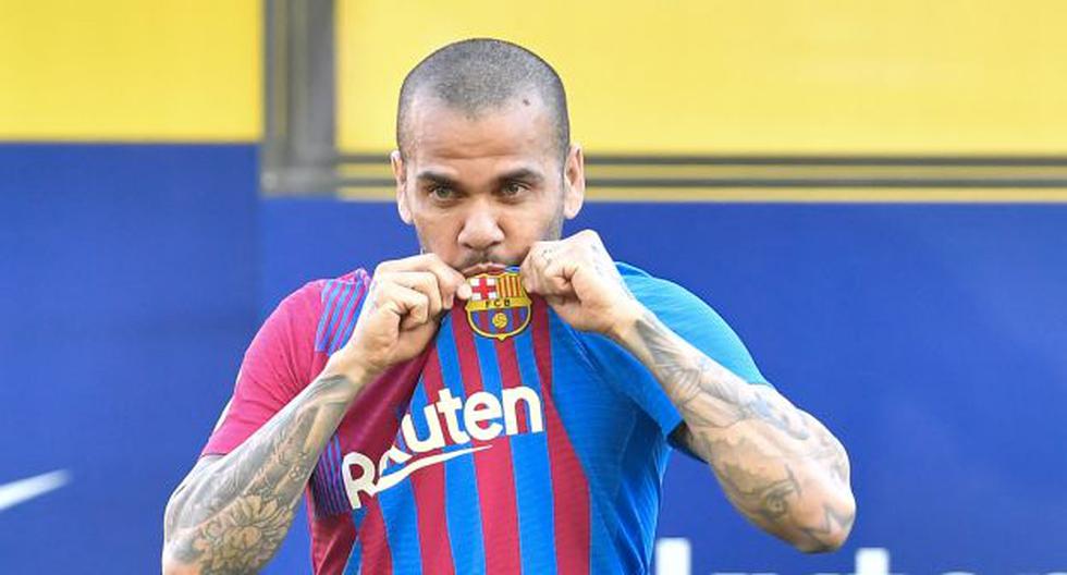 Dani Alves, sobre la lucha por el título: “Real Madrid ha tenido suerte de que no lleguemos antes”