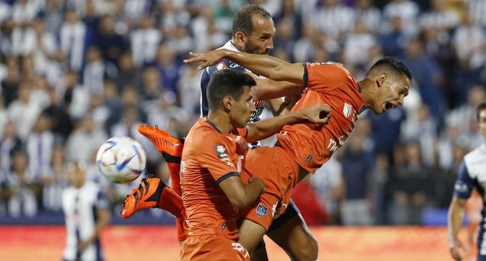 César Vallejo presentará queja por arbitraje ante Alianza Lima: “influenció en resultado final”