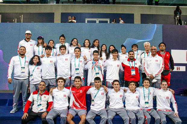 Selección peruana que compitió en el Mundial Junior. (Foto: Federación Peruana de Natación)