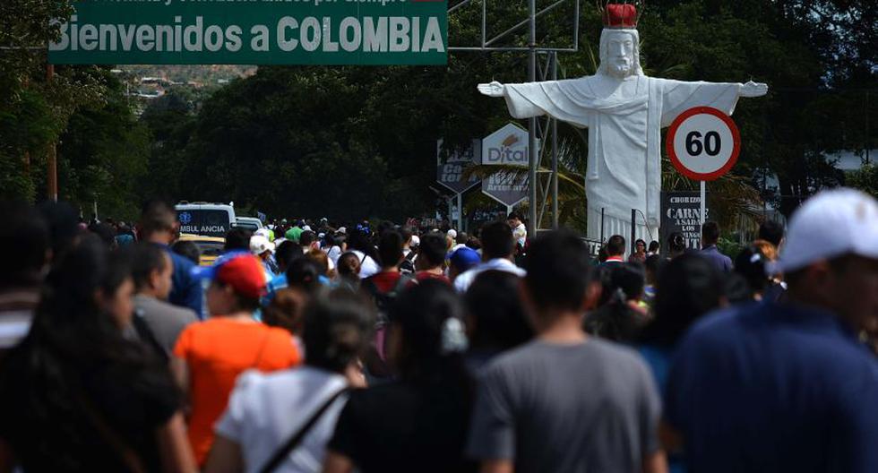 Miles de venezolanos cruzaron la frontera con Colombia en las pasadas semanas para comprar alimentos (EFE)