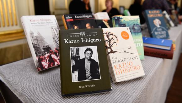 Obras de Kazuo Ishiguro, ganador del Nobel de Literatura 2017. (Foto: AFP)