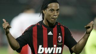 Facebook: Ronaldinho recordó así el golazo que anotó hace una década