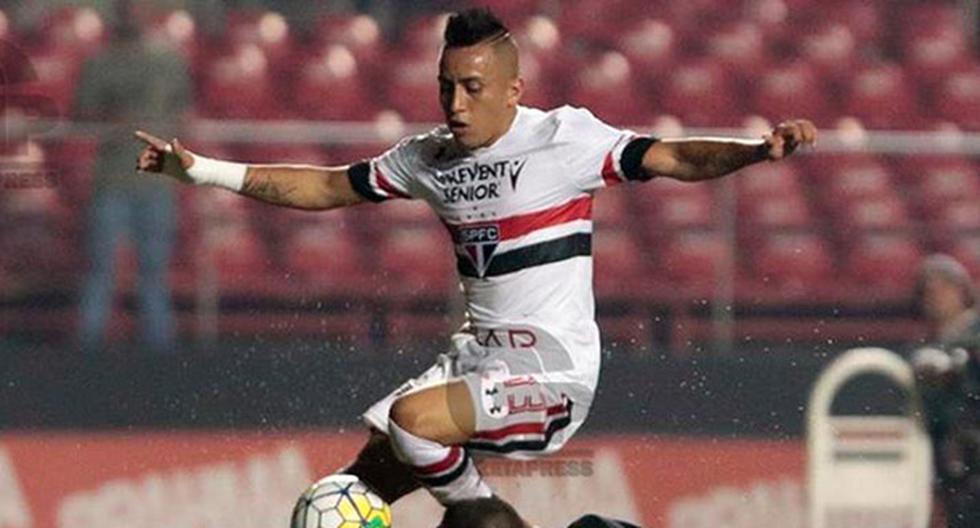 Christian Cueva y el pase que le puso a Wesley para el primero de Sao Paulo. (Foto: Facebook)