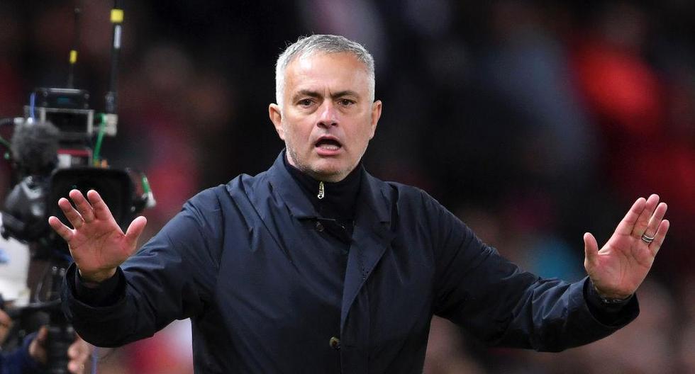 Jose Mourinho se mostró resignado a pesar de la remontada del Manchester United ante Newcastle. | Foto: Getty