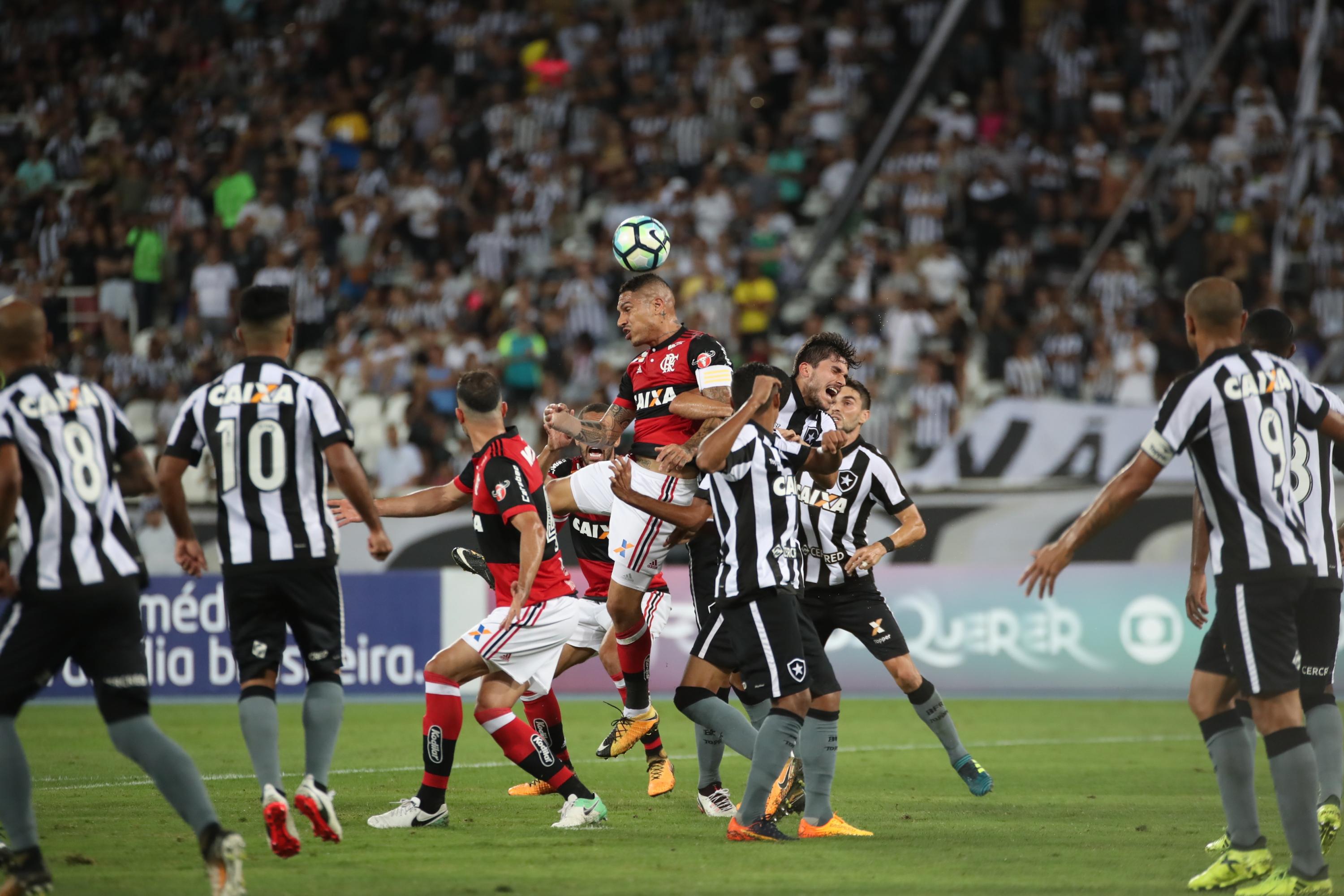 Con Paolo Guerrero y Miguel Trauco: Flamengo vs. Botafogo por fecha 22 de Brasileirao. (Foto: Flamengo)