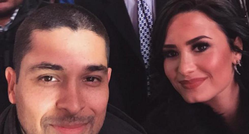 Wilmer Valderrama y Demi Lovato en Times Square. (Foto: Instagram)