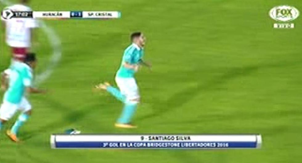Sporting Cristal y Huracán juegan un gran partido de Copa Libertadores. Santiago Silva abrió la cuenta. (Foto: Captura) (Video: YouTube - FOX Sports)
