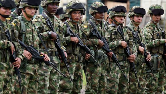 Militares colombianos que custodian la frontera con Venezuela. (AFP / Raul ARBOLEDA / Archivo).