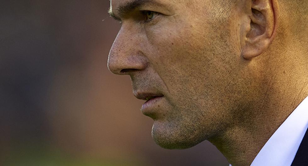 Zinedine Zidane, técnico del Real Madrid, fue consultado sobre la polémica de los árbitros y el club blanco en la previa del partido ante Las Palmas. (Foto: Getty Images)
