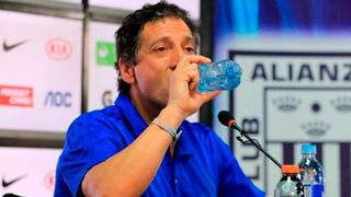 Alianza Lima: Mario Salas ya se encuentra instalado en un hotel de la capital | VIDEO
