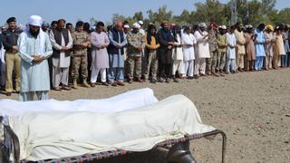 Pakistán: Matan a tiros a 20 trabajadores mientras dormían