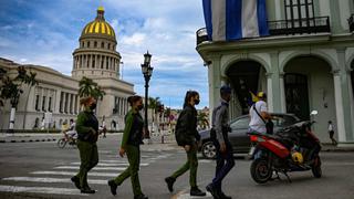 Cuba desactiva la protesta del 15N con policías en las calles, detenciones y actos de repudio | FOTOS