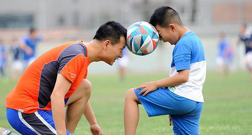 El fútbol es un deporte que puede enseñar grandes valores a los niños. (Foto: Pixabay)